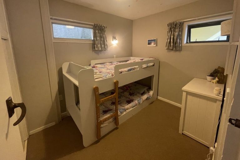 Photo of property in 4f5 Claremont Grove, Mount Victoria, Wellington, 6011