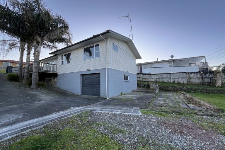 Photo of property in 230 Triangle Road, Massey, Auckland, 0614
