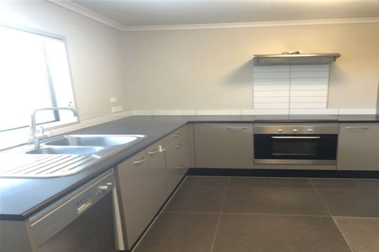 Photo of property in St Claire Village, 206/172 Mcleod Road, Te Atatu South, Auckland, 0610