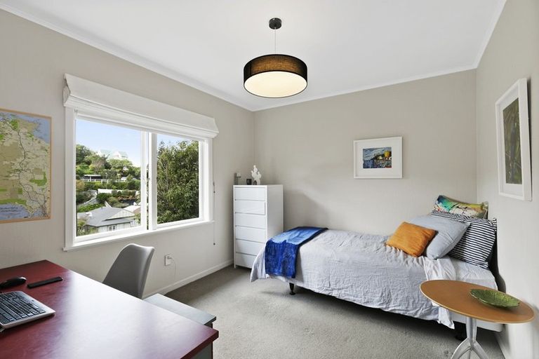 Photo of property in 15 Oban Street, Wadestown, Wellington, 6012