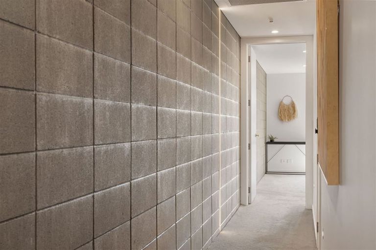 Photo of property in 2/151 Edgeware Road, Edgeware, Christchurch, 8013