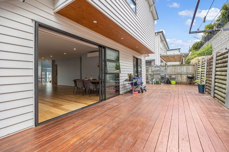 Photo of property in 26 Windlass Street, Long Bay, Auckland, 0630
