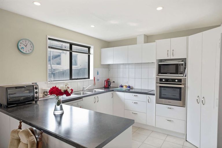 Photo of property in 13 Brynley Street, Hornby, Christchurch, 8042