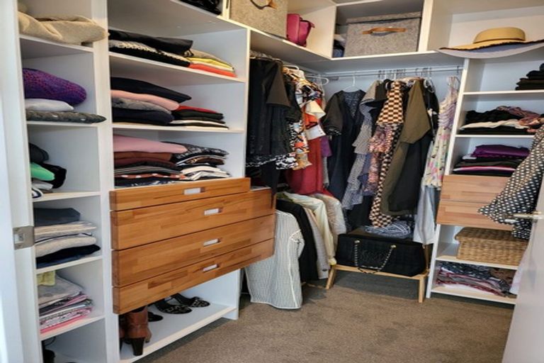 Photo of property in 9 Makete Crescent, Hobsonville, Auckland, 0618