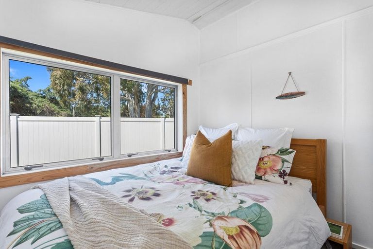 Photo of property in 16 Penfold Square, Leithfield, 7481