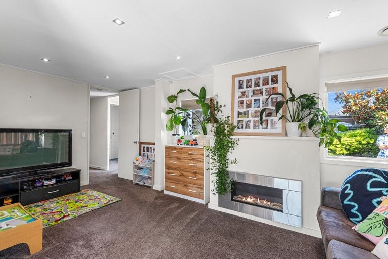 Photo of property in 1 Dalwood Crescent, Rolleston, 7614