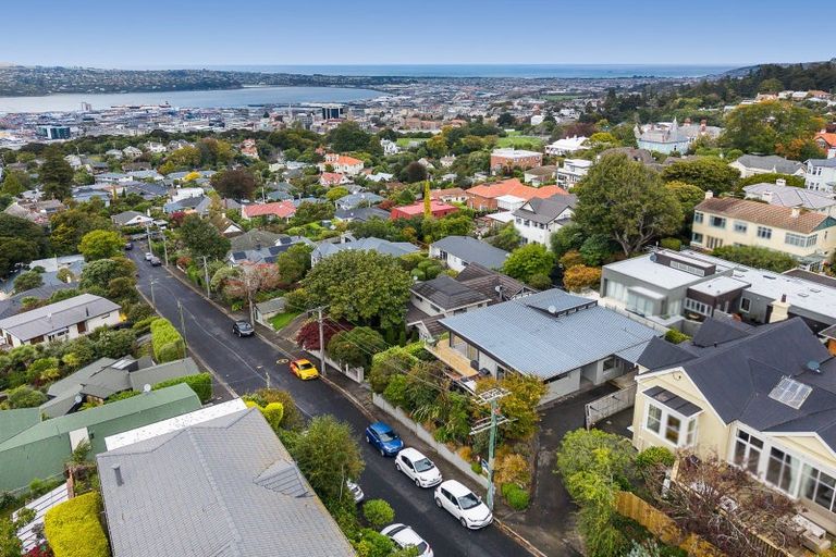 Photo of property in 10 Garfield Avenue, Roslyn, Dunedin, 9010