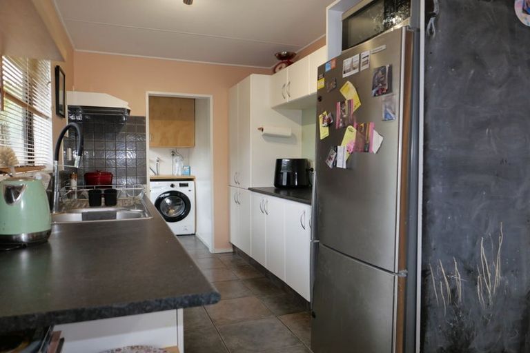 Photo of property in 95a Renown Road, Raumati South, Paraparaumu, 5032