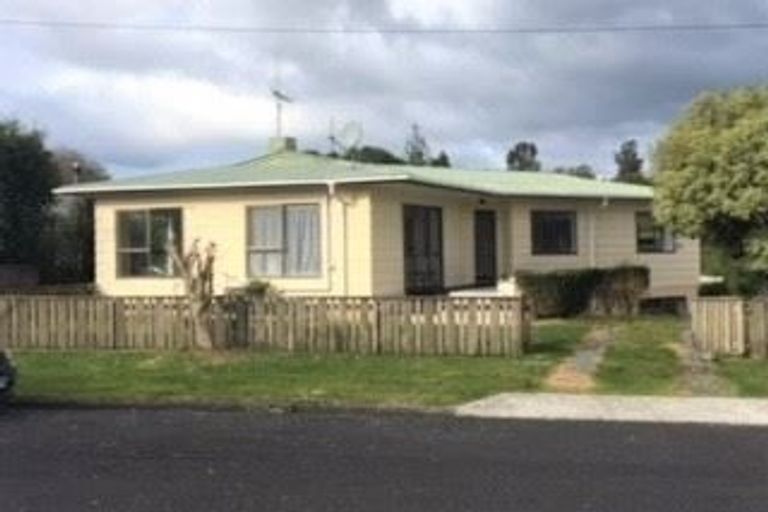 Photo of property in 50a Meadowland Street, Matua, Tauranga, 3110