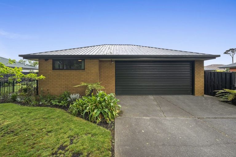 Photo of property in 5 Villa Grove, Ilam, Christchurch, 8041