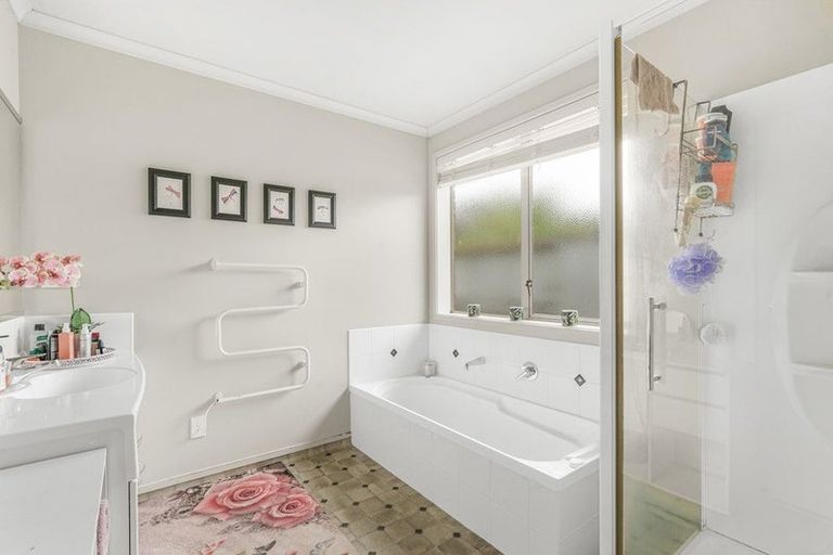 Photo of property in 39 Parkside Drive, Huntington, Hamilton, 3210