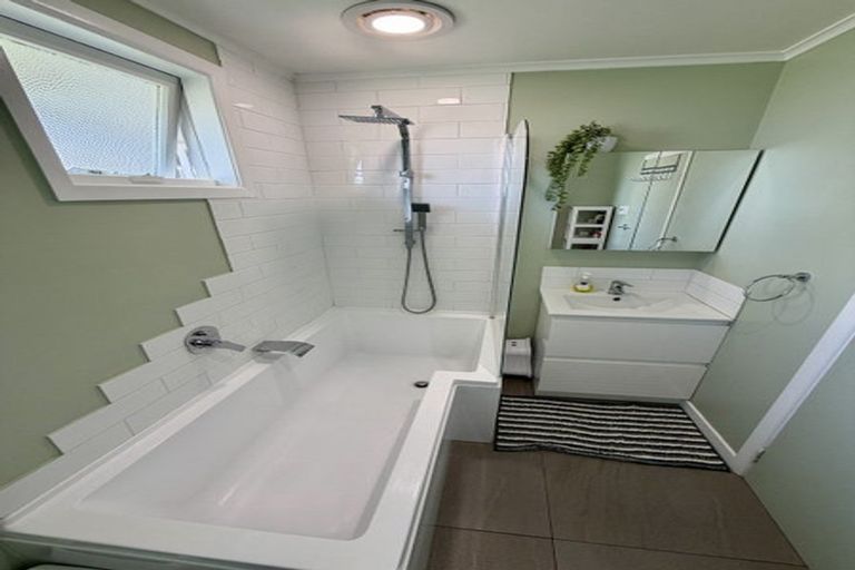 Photo of property in 2 Toroa Place, Tokoroa, 3420