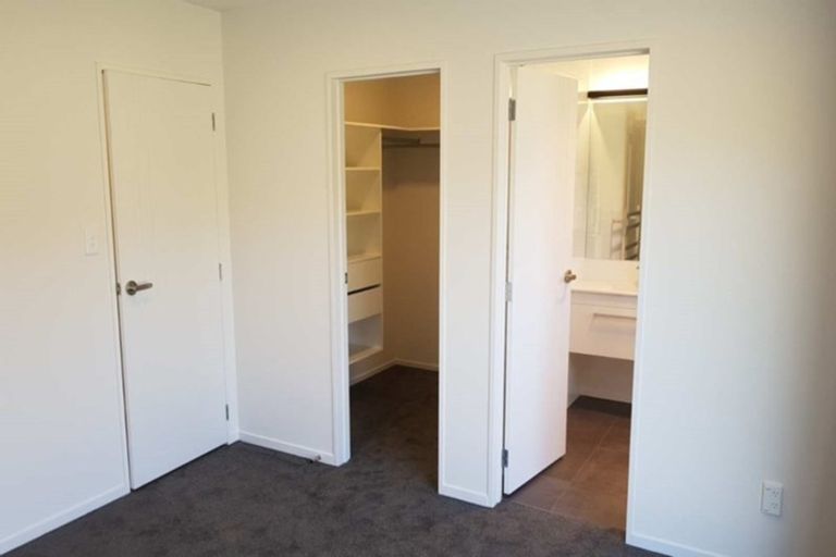 Photo of property in 117 Karepiro Drive, Stanmore Bay, Whangaparaoa, 0932