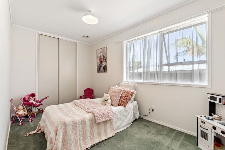 Photo of property in 27 Penton Road, Stanmore Bay, Whangaparaoa, 0932
