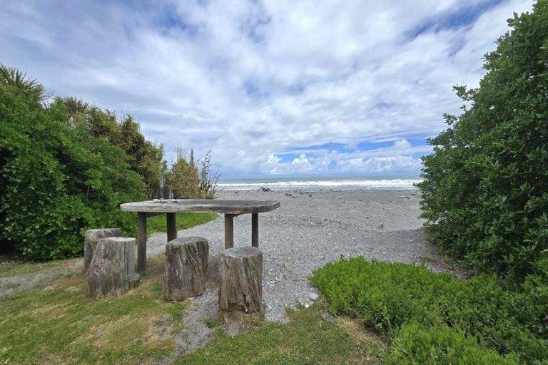 Photo of property in 191 Revell Street, Hokitika, 7810