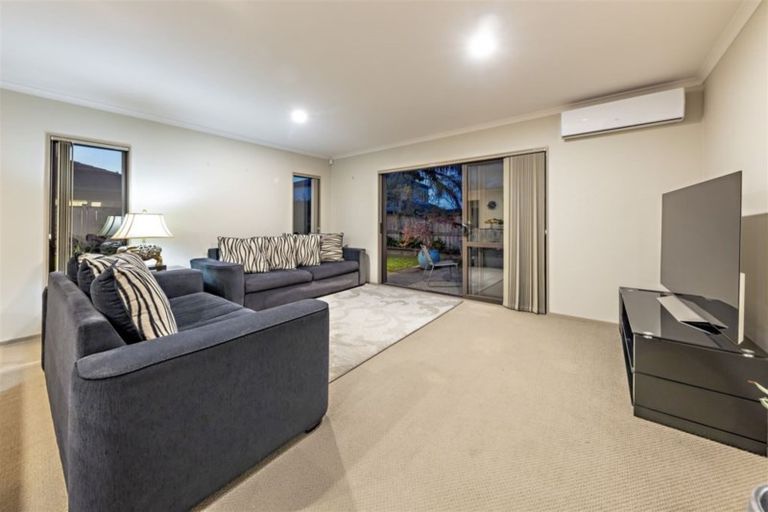 Photo of property in 27 Malahide Drive, Flat Bush, Auckland, 2019