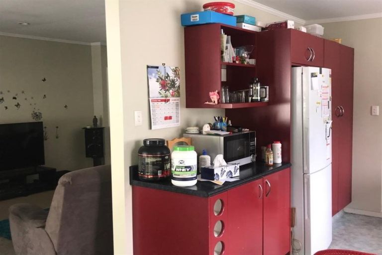 Photo of property in 24 Mcgowan Road, Wainuiomata, Lower Hutt, 5014