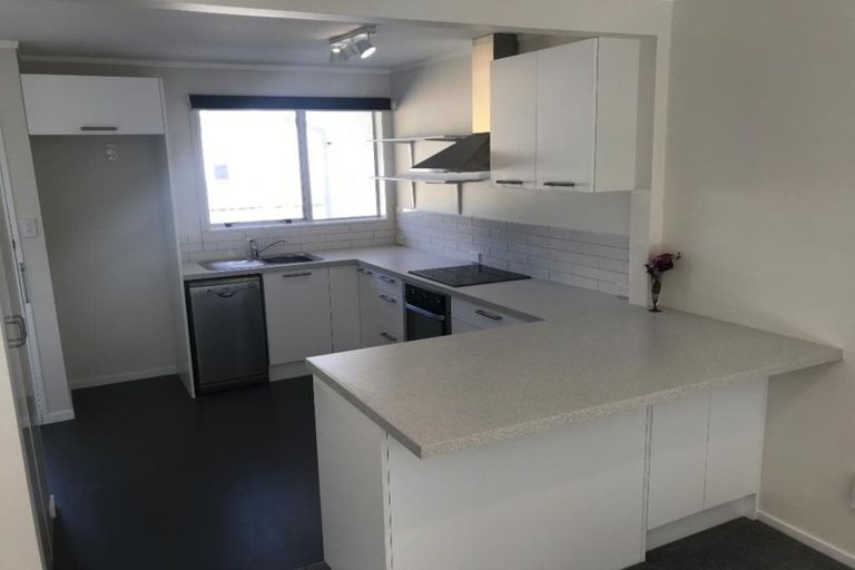 Photo of property in 3/52 Awatea Street, Ranui, Porirua, 5024