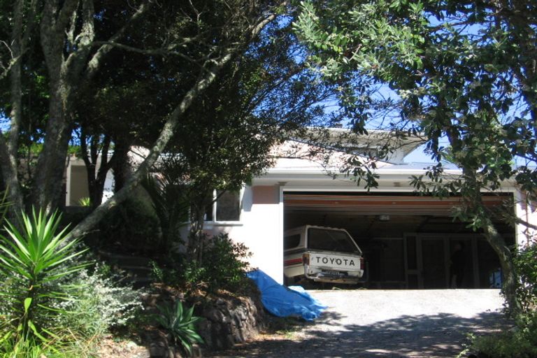Photo of property in 64 Beulah Avenue, Rothesay Bay, Auckland, 0630