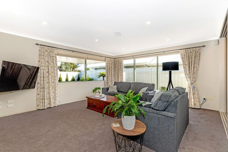 Photo of property in 26 Pohutukawa Grove, Lytton West, Gisborne, 4010