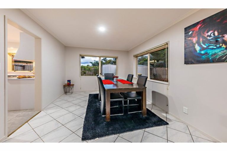 Photo of property in 31 Muirfield Street, Wattle Downs, Auckland, 2103