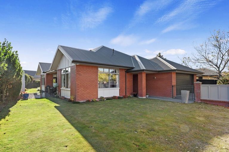Photo of property in 24 Globe Bay Drive, Templeton, Christchurch, 8042