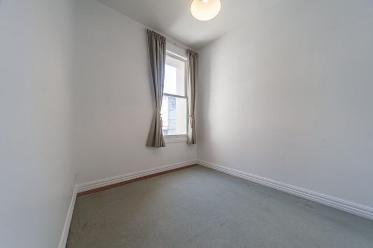 Photo of property in Columbia Apartments, 32u5 Cuba Street, Te Aro, Wellington, 6011