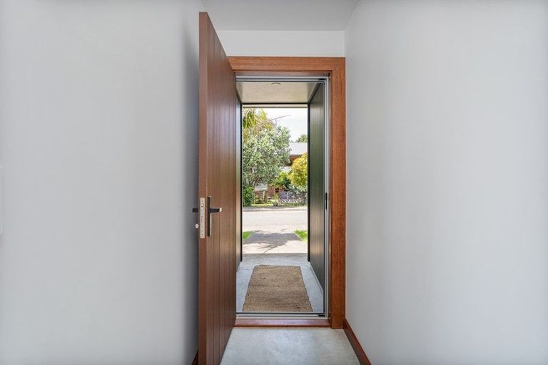 Photo of property in 1 Summer Lane, Tairua, 3508