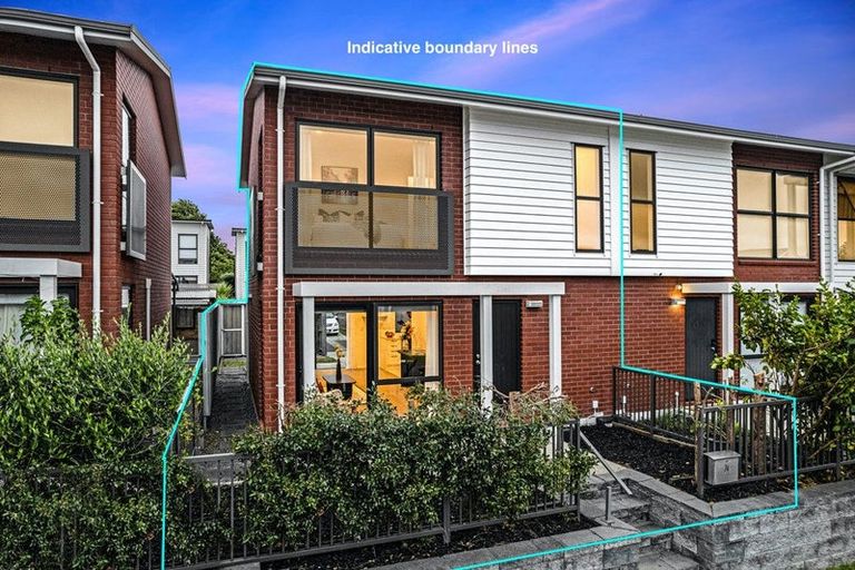 Photo of property in 74 Whenuapai Drive, Whenuapai, Auckland, 0618