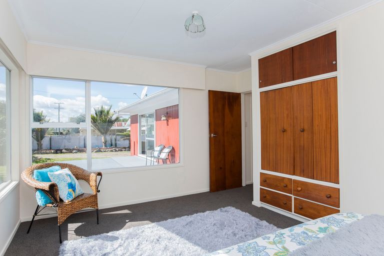 Photo of property in 27 Waingake Road, Manutuke, 4072