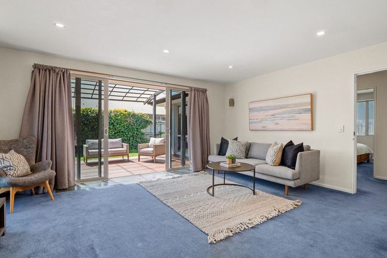Photo of property in 67 Howards Drive, Lake Hayes, Queenstown, 9304