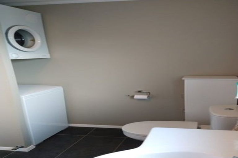 Photo of property in 53a Alexandra Road, Hataitai, Wellington, 6021