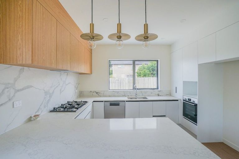 Photo of property in 18a Domain Road, Weymouth, Auckland, 2103