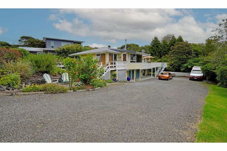 Photo of property in 82 Rangitane Loop Road, Kerikeri, 0294