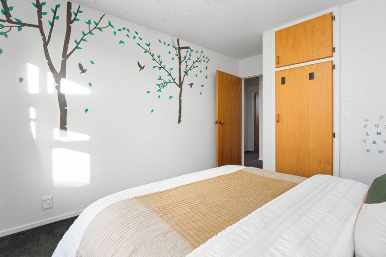 Photo of property in 1/18 Dumfries Drive, Hei Hei, Christchurch, 8042