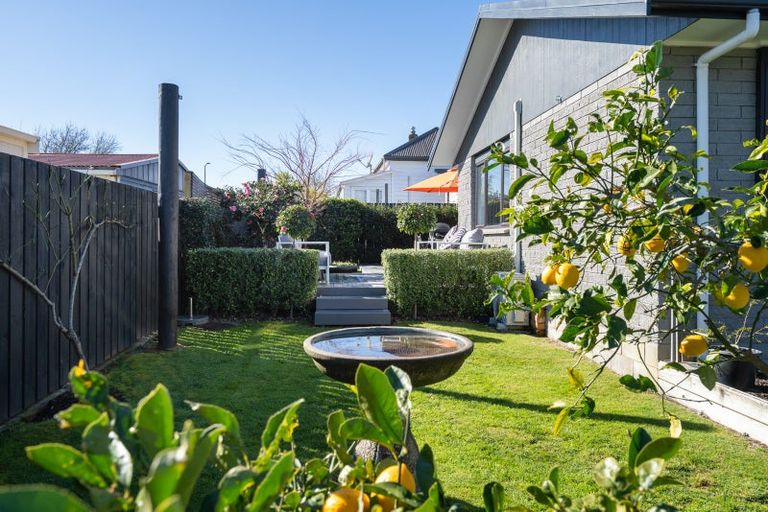 Photo of property in 147a Victoria Street, Cambridge, 3434