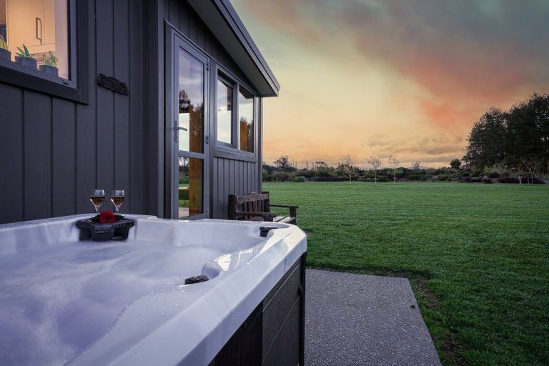 Photo of property in 189a Carrs Road, Loburn, Rangiora, 7472