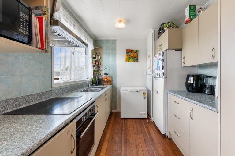 Photo of property in 48 Friesian Drive, Mangere, Auckland, 2022