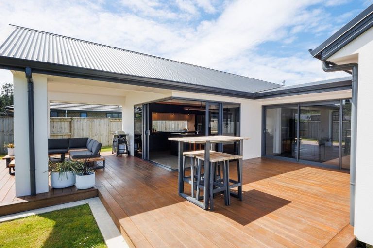 Photo of property in 4 Monarch Drive, Ashhurst, 4810