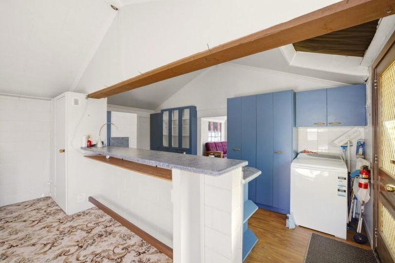 Photo of property in 20 Queens Avenue, Waikuku Beach, 7402
