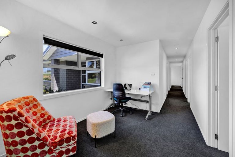 Photo of property in 8 Impact Avenue, Bell Block, New Plymouth, 4312