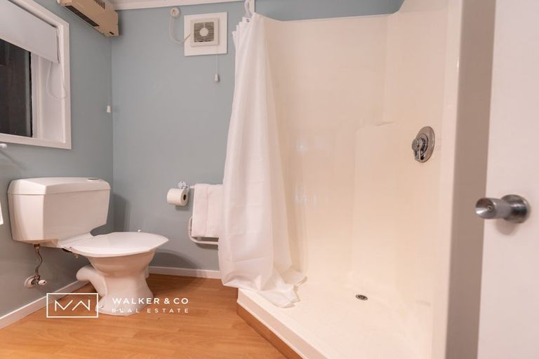 Photo of property in 41 Fendalton Crescent, Pinehaven, Upper Hutt, 5019