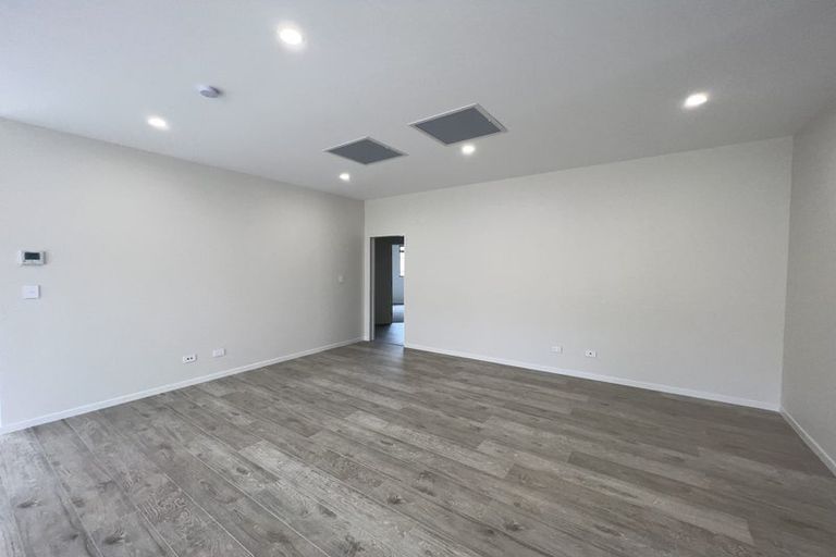 Photo of property in 59 Symes Drive, Red Beach, 0932