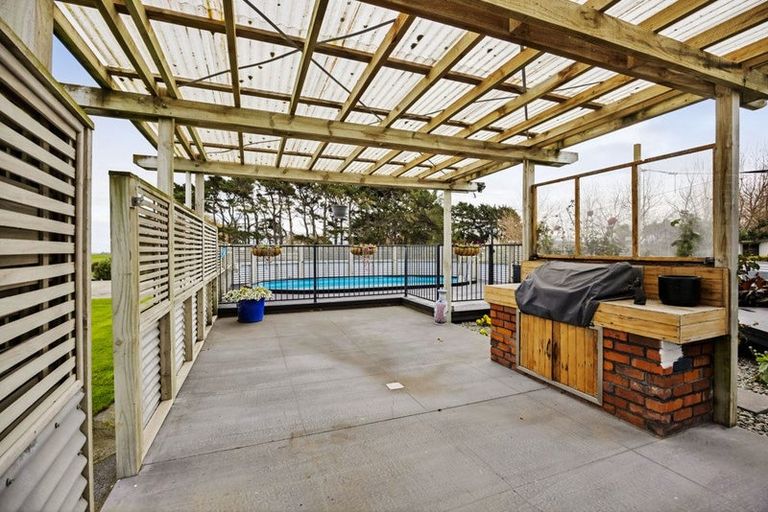Photo of property in 1288 Normanby Road, Manaia, Hawera, 4678