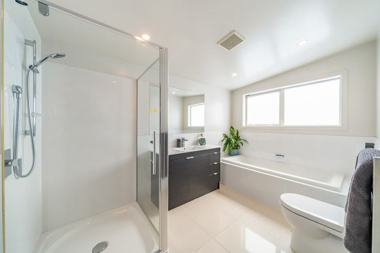 Photo of property in 9 Semaphore Lane, Whitby, Porirua, 5024