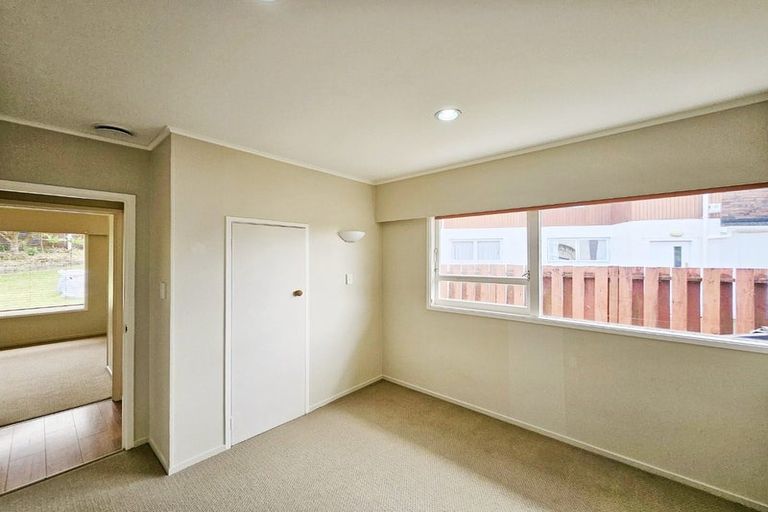 Photo of property in 5 Nicholson Place, Hillcrest, Auckland, 0627