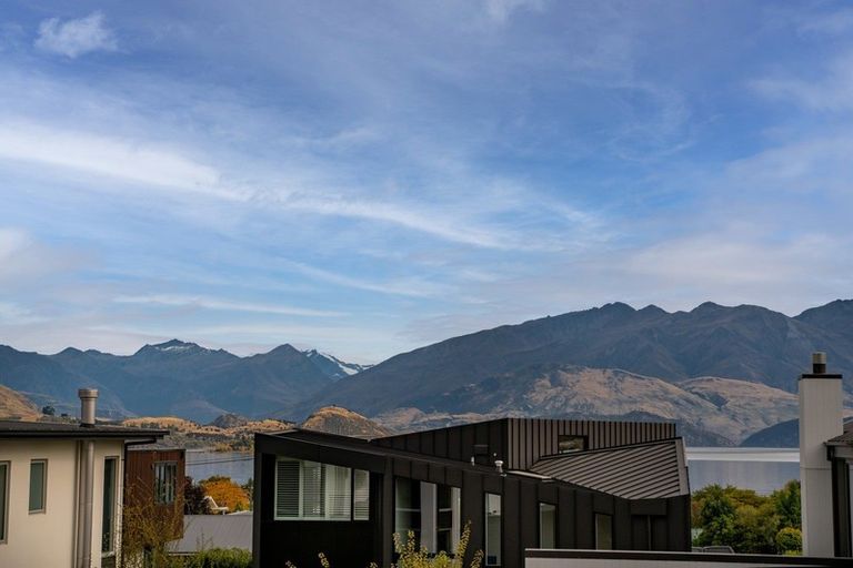 Photo of property in 53 Tenby Street, Wanaka, 9305