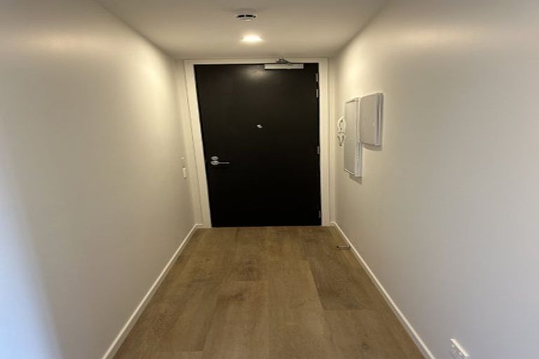 Photo of property in 7 Northlake Drive, Wanaka, 9305