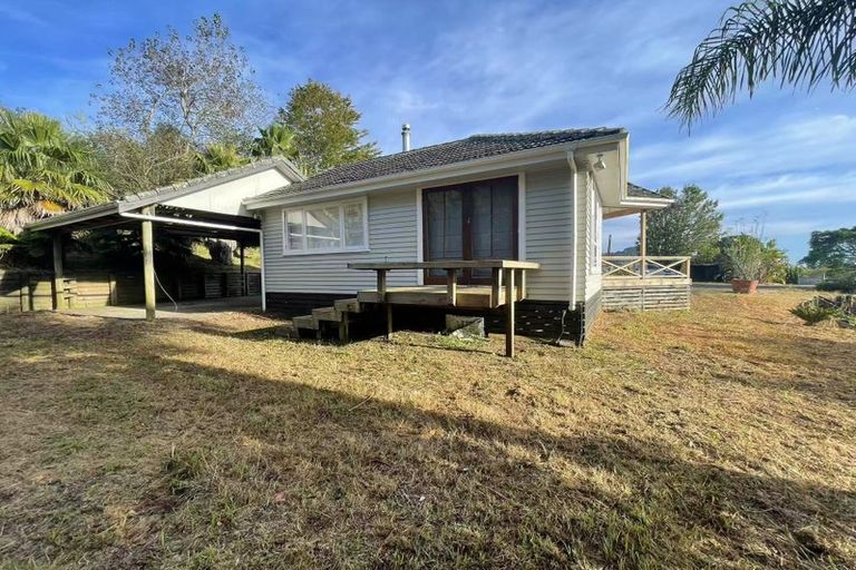 Photo of property in 354 Paparata Road, Bombay, 2675