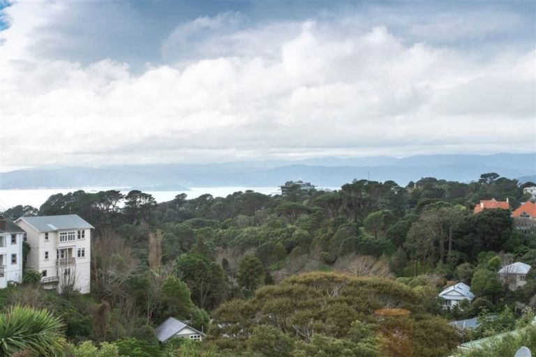 Photo of property in 21b Crieff Street, Northland, Wellington, 6012